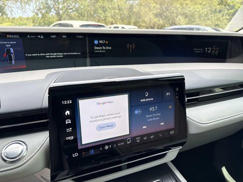 New 2026 Lincoln Nautilus Premier w/ Equipment Group 102A AWD/4WD image 23