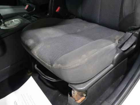 Used 2008 Mitsubishi Endeavor LS AWD/4WD image 12