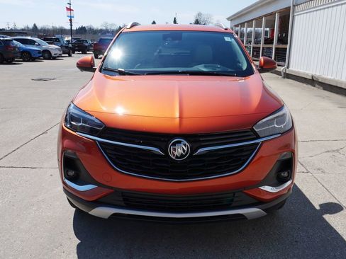 Used 2023 Buick Encore GX Essence w/ Advanced Technology Package AWD/4WD image 3