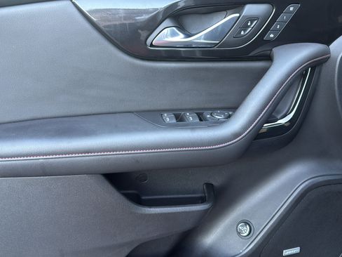 Used 2022 Chevrolet Blazer RS w/ Enhanced Convenience Package image 52