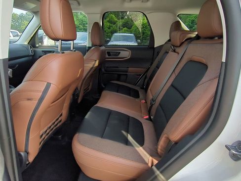 Used 2025 Ford Bronco Sport Outer Banks w/ Outer Banks Tech Package+ AWD/4WD image 14