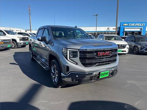 Used 2023 GMC Sierra 1500 SLT image 4