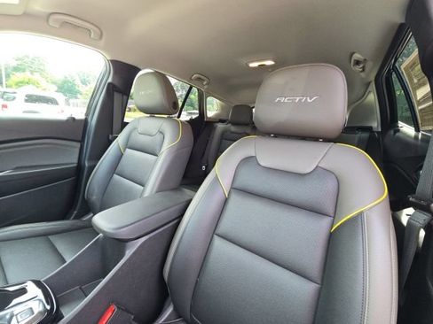 Used 2024 Chevrolet Trax ACTIV FWD image 20
