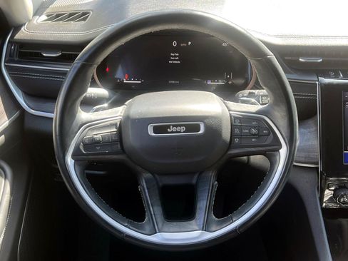 Used 2021 Jeep Grand Cherokee L Limited AWD/4WD image 14