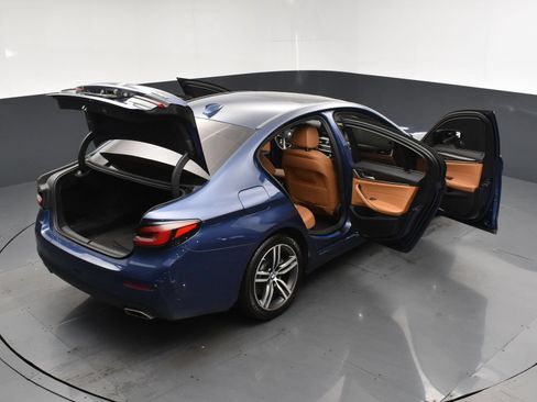 Used 2021 BMW 530i xDrive w/ Convenience Package AWD/4WD image 24