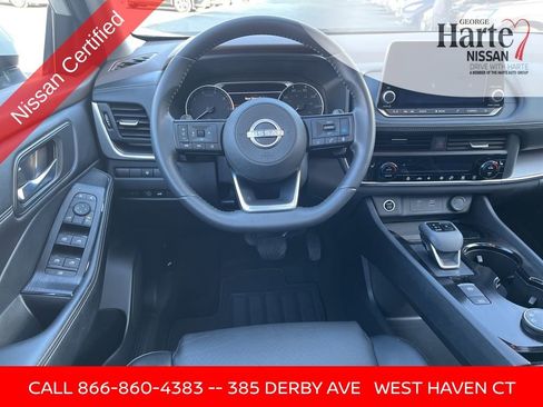 Certified 2023 Nissan Rogue SV w/ SV Premium B Package AWD/4WD image 32