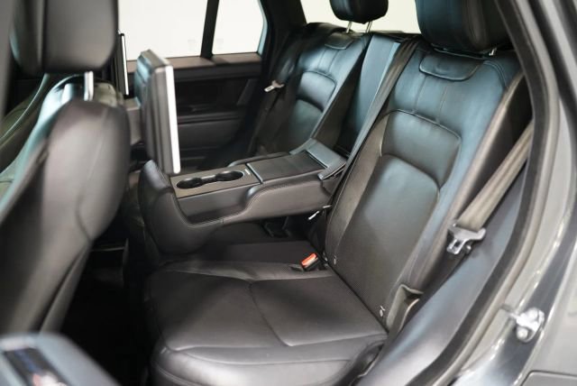Used 2018 Land Rover Range Rover Supercharged AWD/4WD image 34
