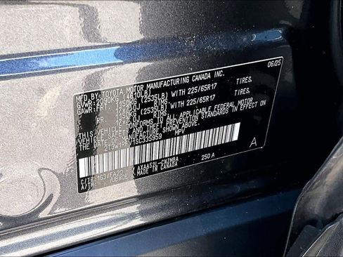 Used 2025 Toyota RAV4 XLE w/ Convenience Package FWD image 34