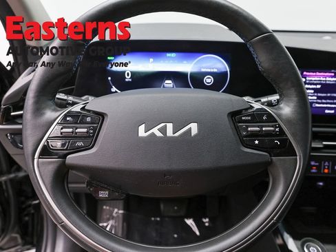 Used 2024 Kia Niro Wind w/ Wind Preserve Package FWD image 10