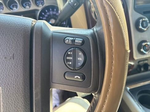 Used 2015 Ford F250 Lariat w/ Lariat Ultimate Package AWD/4WD image 36