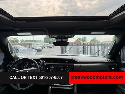 Used 2025 GMC Sierra 2500 AT4 w/ AT4 Premium Plus Package AWD/4WD image 14