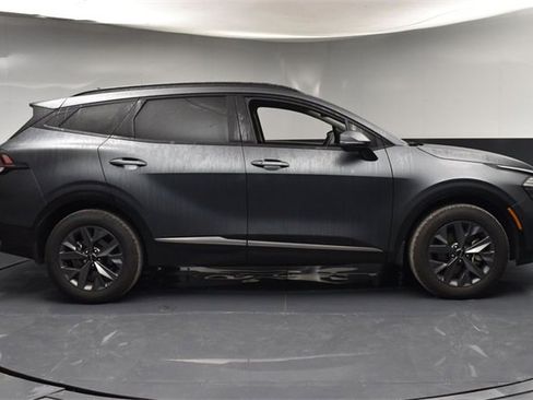 Certified 2025 Kia Sportage SX Prestige image 8