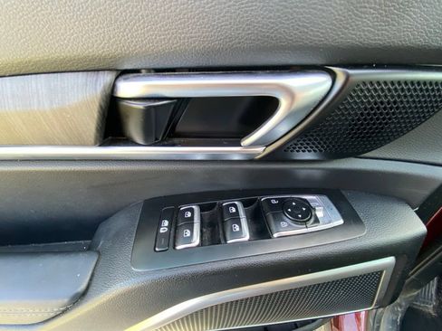 Used 2023 Kia Telluride EX w/ EX Captain's Chair Package FWD image 14