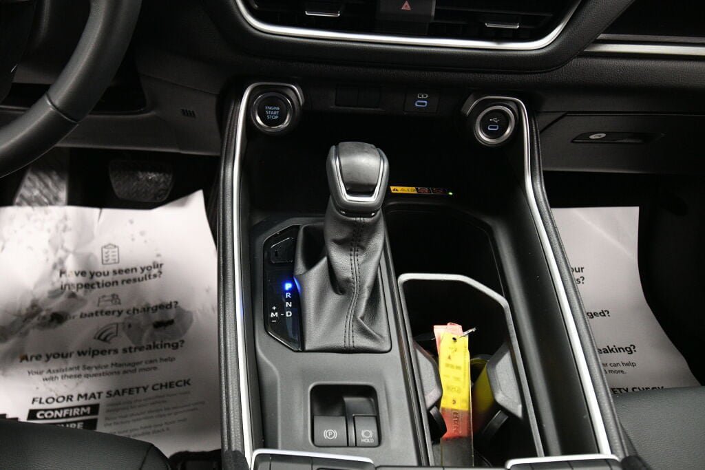 Certified 2025 Toyota Grand Highlander AWD image 16