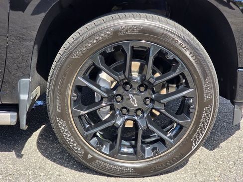Certified 2023 Chevrolet Silverado 1500 High Country w/ High Country Premium Package AWD/4WD image 27