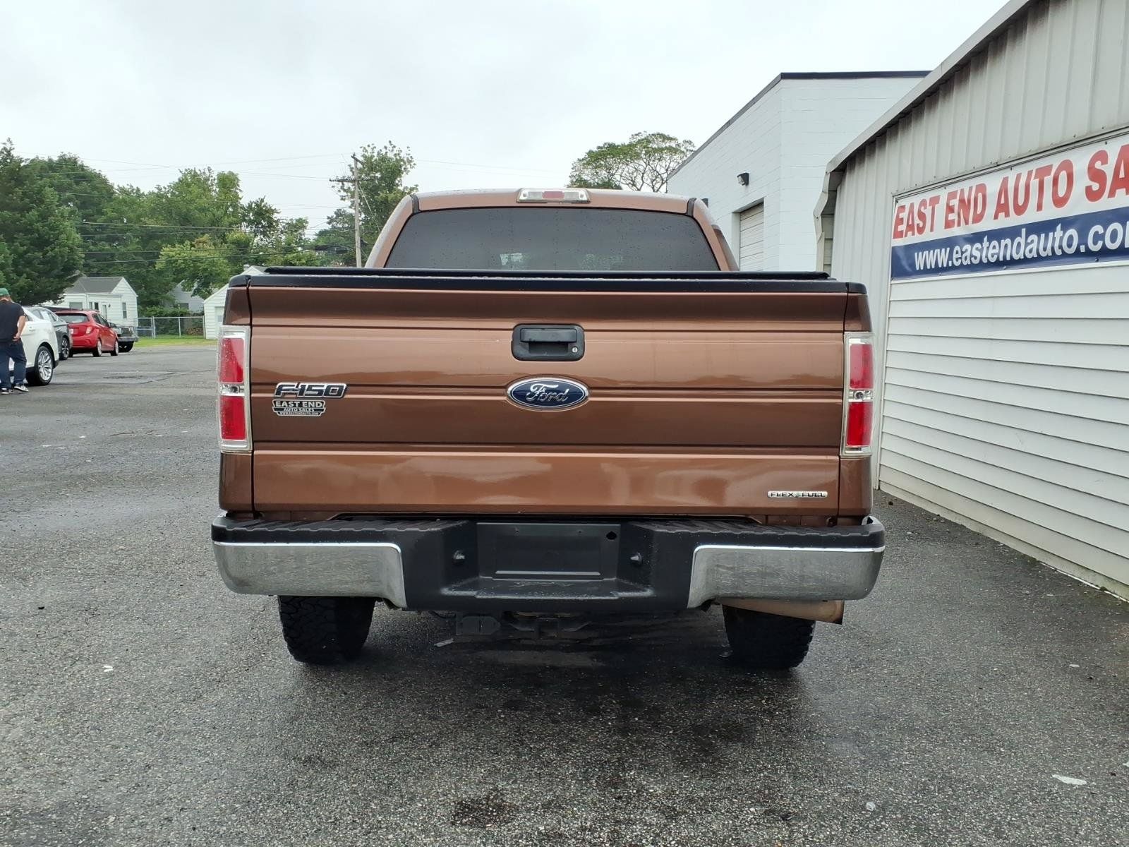 Used 2011 Ford F150 XLT w/ XLT Convenience Pkg AWD/4WD image 4
