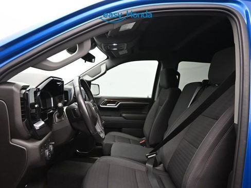 Used 2022 Chevrolet Silverado 1500 LT w/ Protection Package AWD/4WD image 14