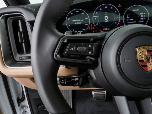 New 2026 Porsche Cayenne S AWD/4WD image 10