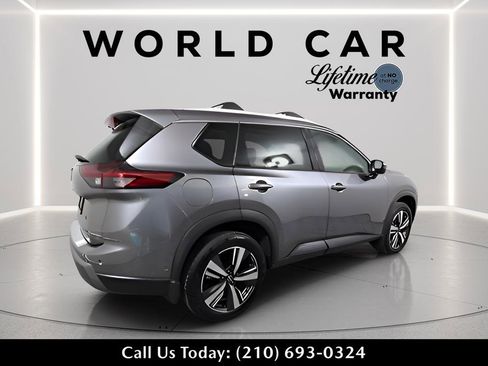 Used 2024 Nissan Rogue SL w/ SL Premium Package FWD image 8