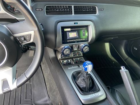 Used 2010 Chevrolet Camaro SS w/ RS Package image 18