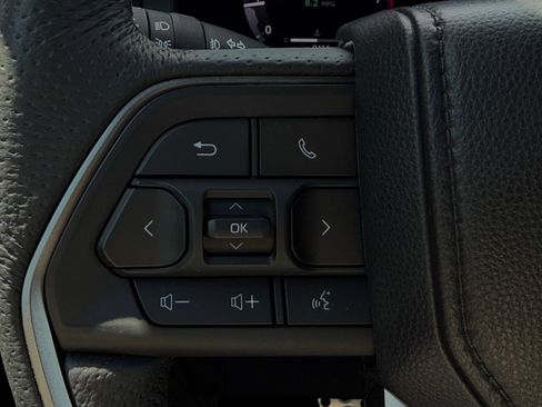 Used 2025 Toyota Tacoma TRD Sport AWD/4WD image 28