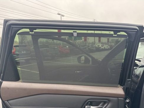 Certified 2023 Nissan Rogue SV w/ SV Premium B Package image 19