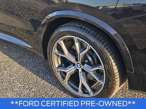 Used 2020 BMW X5 M50i image 9