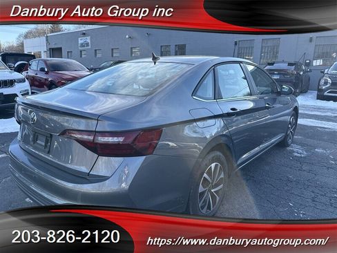 Used 2024 Volkswagen Jetta S image 6