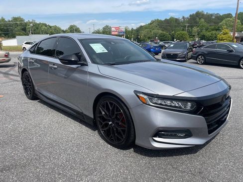 Used 2019 Honda Accord Sport image 6