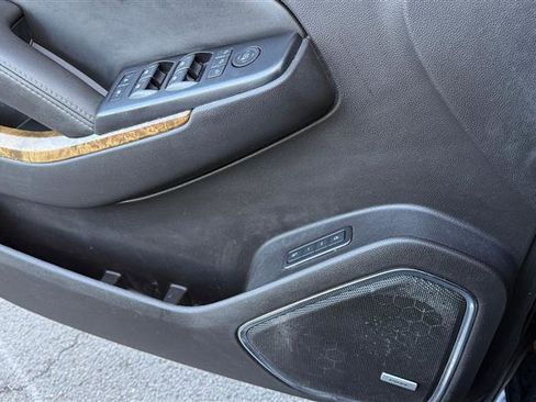 Used 2015 GMC Yukon XL Denali w/ Premium Package image 39