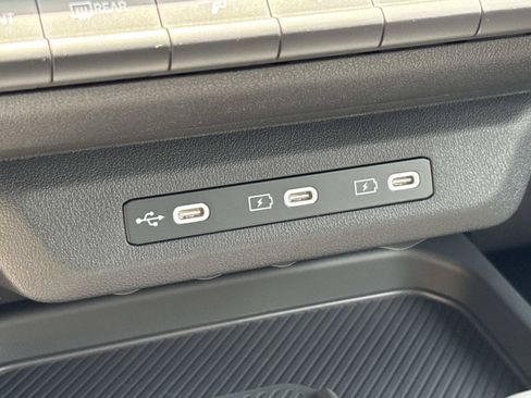 Used 2027 Kia Seltos S FWD image 29