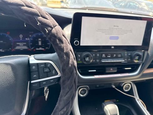 Used 2025 Toyota Grand Highlander FWD image 8