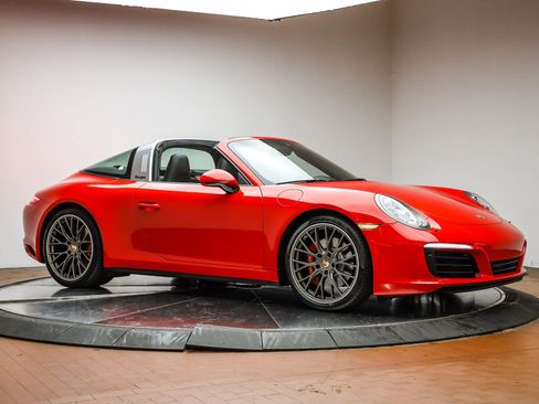 Certified 2017 Porsche 911 Targa 4S image 16