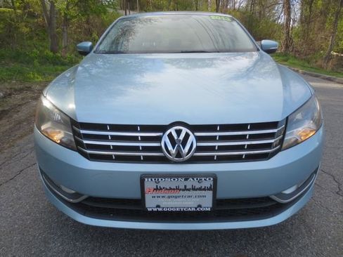 Used 2013 Volkswagen Passat 3.6 SEL Premium FWD image 3
