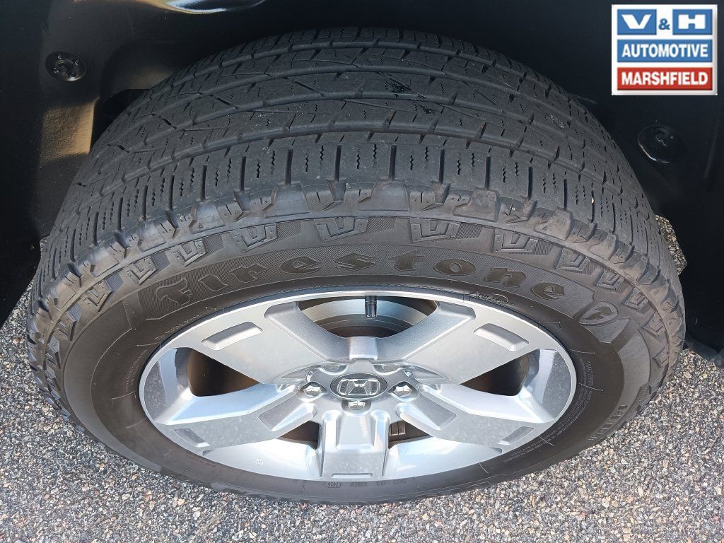 Used 2025 Honda Ridgeline RTL image 32