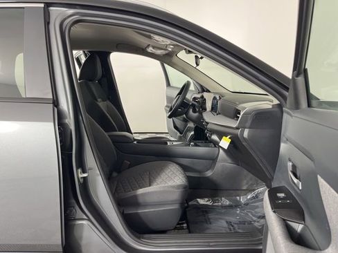 New 2026 Nissan Kicks SV image 37