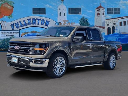 New 2026 Ford F150 XLT w/ XLT Chrome Appearance Package AWD/4WD image 2