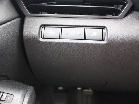 Used 2024 Nissan Altima 2.5 SV image 39