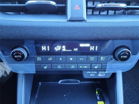 Used 2026 Subaru Outback Limited XT AWD/4WD image 21