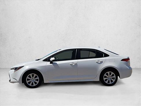 Used 2024 Toyota Corolla LE FWD image 15