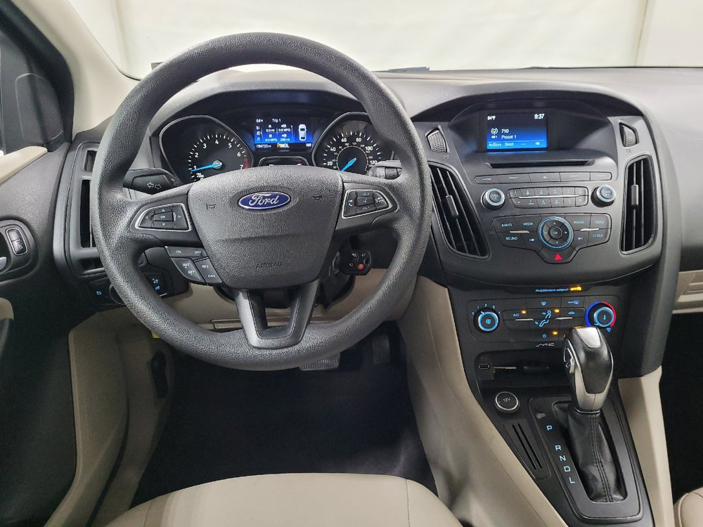 Used 2016 Ford Focus SE FWD image 22