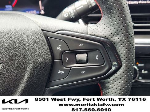Used 2025 Chevrolet Trax RS w/ Driver Confidence Package FWD image 27
