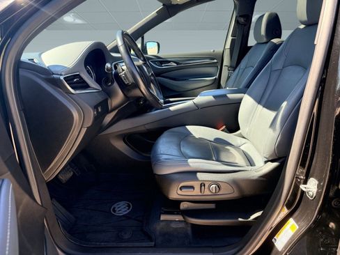 Used 2022 Buick Enclave Essence w/ Experience Buick Package image 5