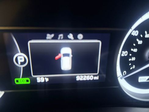 Used 2019 Kia Niro LX image 3