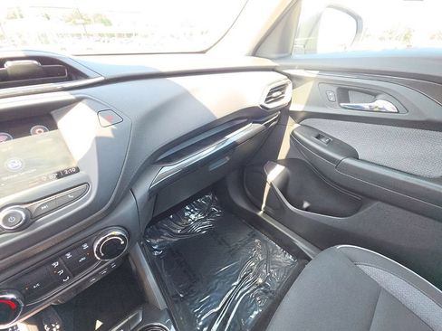 Used 2023 Chevrolet TrailBlazer LS FWD image 20