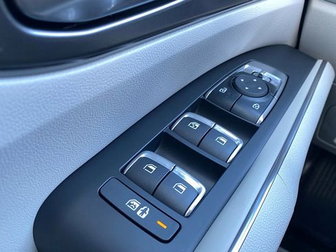 New 2026 Kia Sorento EX FWD image 11