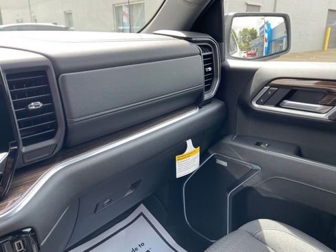 New 2025 Chevrolet Silverado 1500 RST w/ Convenience Package II AWD/4WD image 26