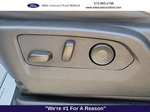 Used 2025 Chevrolet Tahoe Premier AWD/4WD image 21