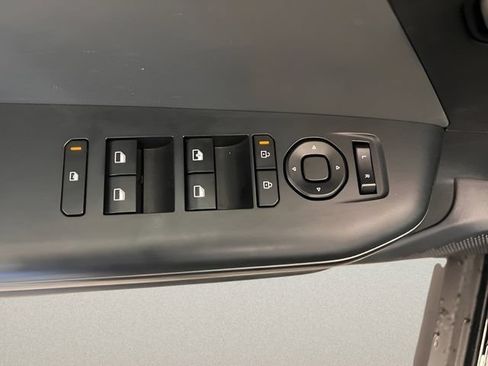 Used 2025 Kia K4 FWD image 13