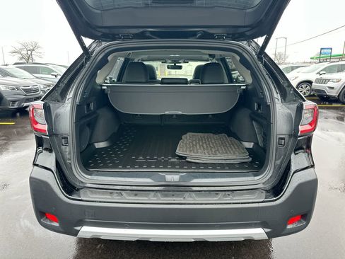 Certified 2025 Subaru Outback Limited image 38